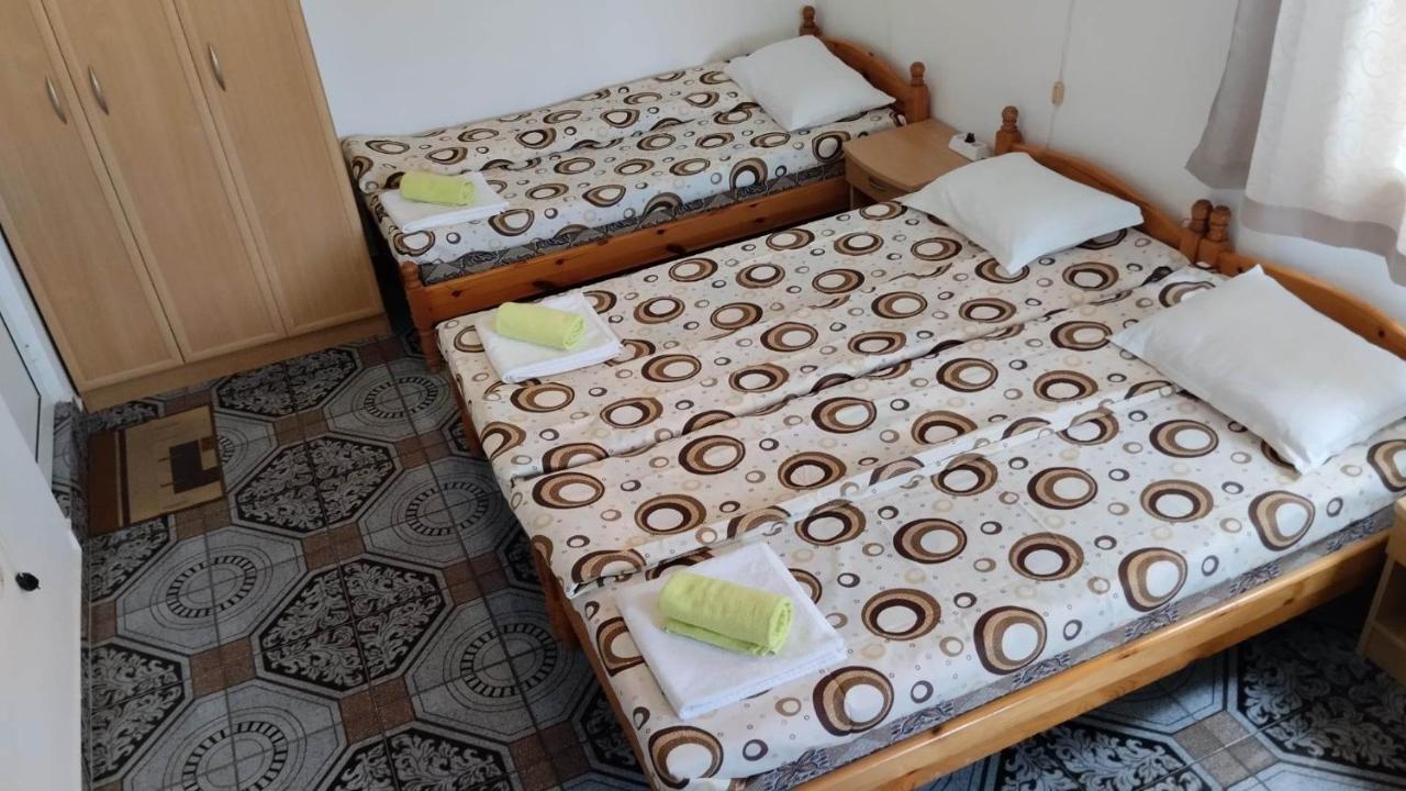 רבדה Стаи За Гости Росица מראה חיצוני תמונה