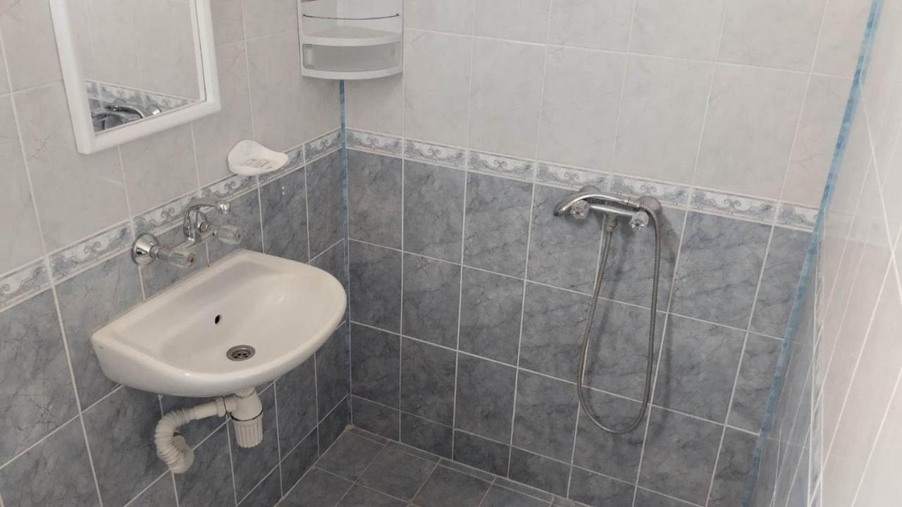 רבדה Стаи За Гости Росица מראה חיצוני תמונה